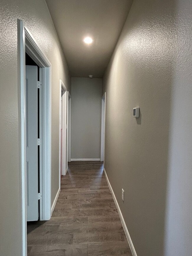 Building Photo - COMING SOON!!  Beautiful 5 Bedroom Home in Desert Ridge