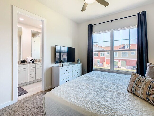 Building Photo - 7516 Sunflower Dr