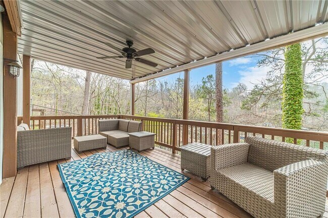 Building Photo - 691 Harbor Cove