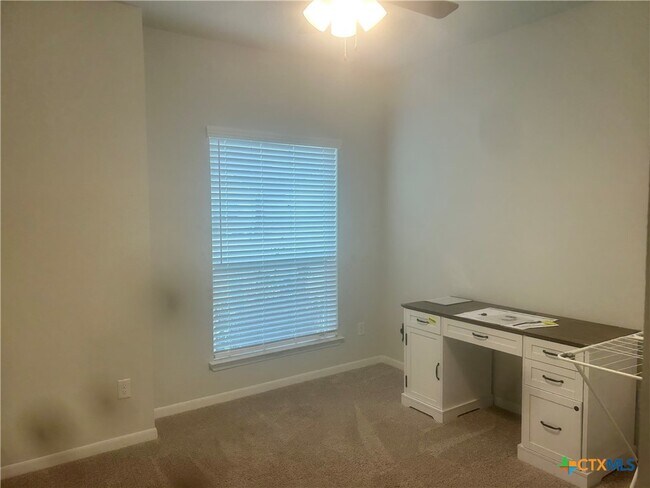 Building Photo - 2624 Wasilla Dr