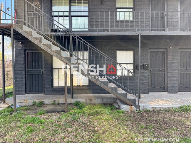 Building Photo - 285 Lucy Ave