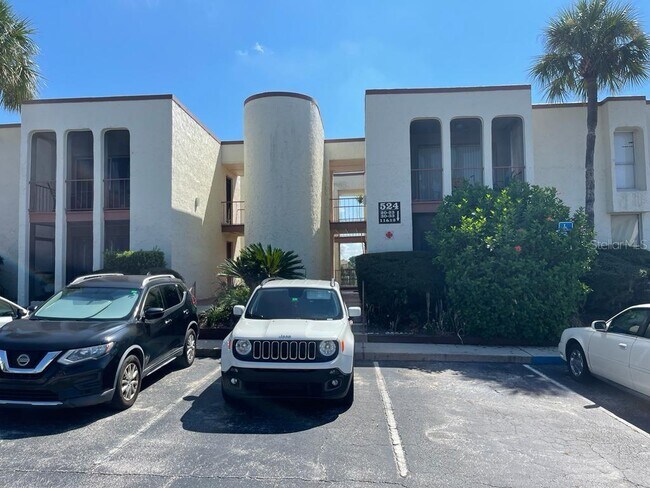 Primary Photo - 524 Orange Dr