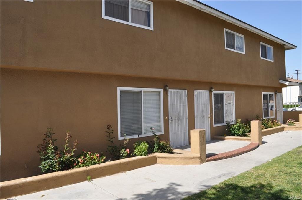 Building Photo - 570 Penrose Dr