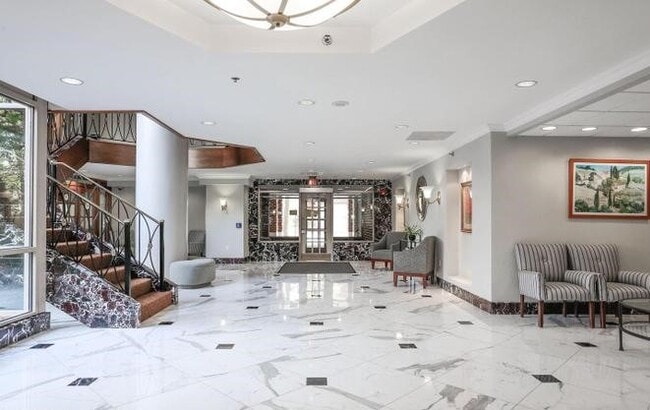 lobby - 1276 N Wayne St