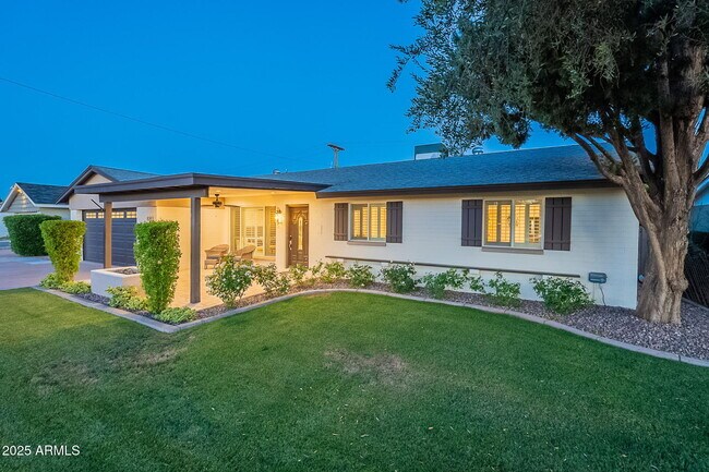 Building Photo - 8263 E Cypress St