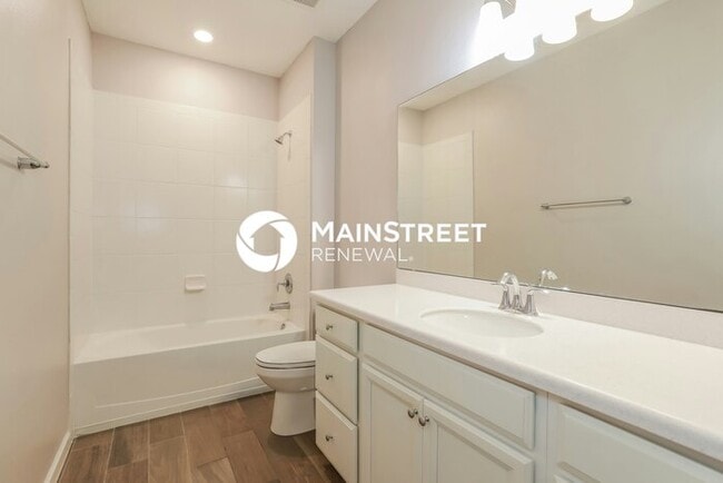 Building Photo - 3 Bedroom Pet-Friendly Home in Jacksonvill...