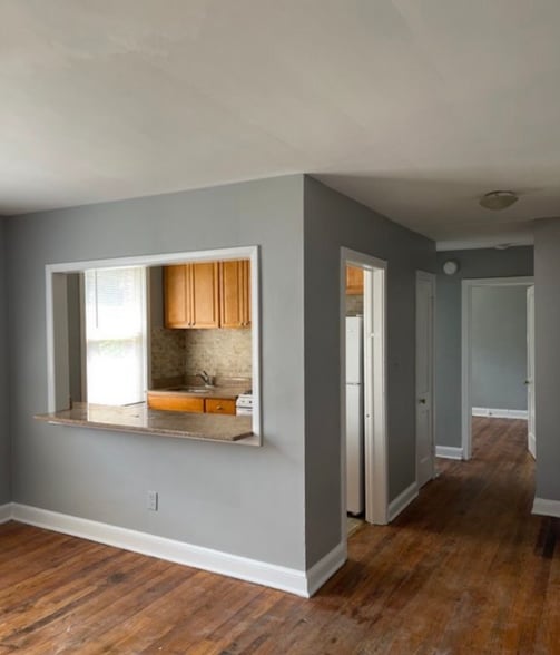 Building Photo - 1135 16th St NE