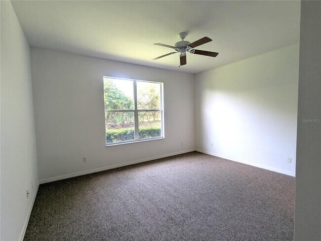 Building Photo - 2416 Magnolia Cir