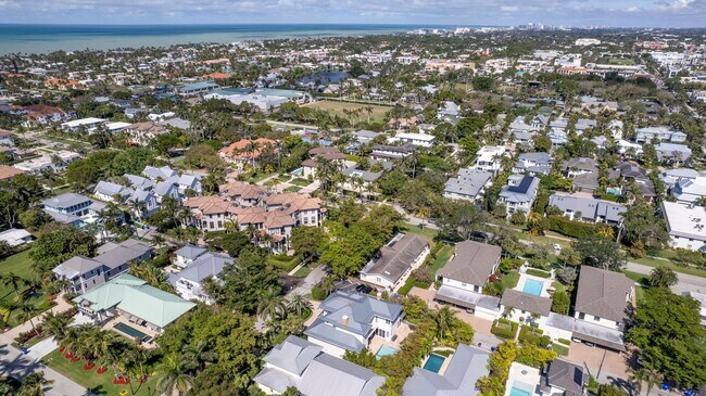 Building Photo - ** OLDE NAPLES ** 2 BED / 2 BATH - COMPLETELY REMODELED - PET OK! - ANNUAL RENTAL