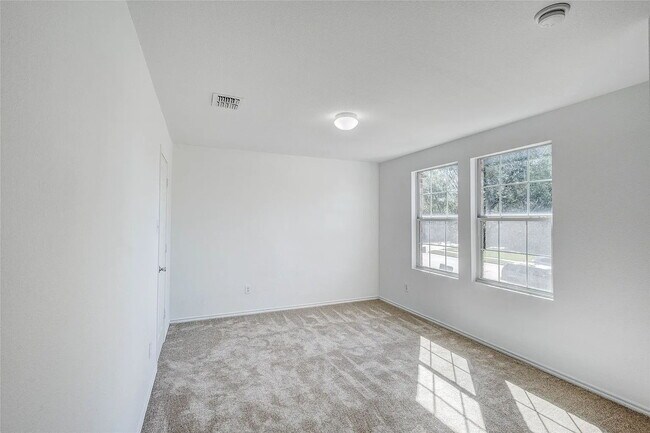 Building Photo - 5 Bedroom, 2.5 baths 2 story home in Wylie, TX