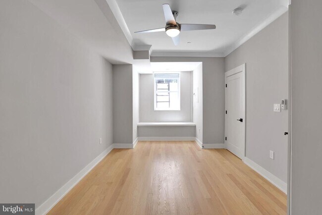 Building Photo - 1329 Irving St NW