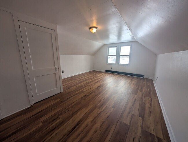 Building Photo - 10711 Joan Ave