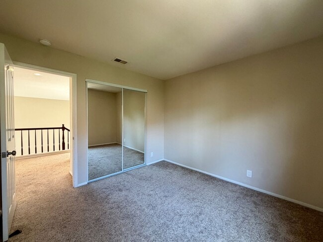Building Photo - 3366 Waterford Dr