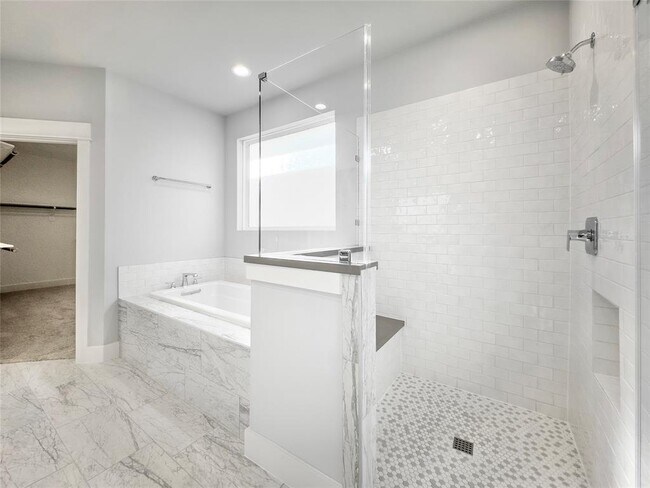 Building Photo - 1602 Westside Gardens Ln