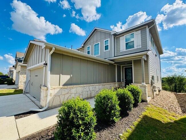 Building Photo - 208 Montauk Loop