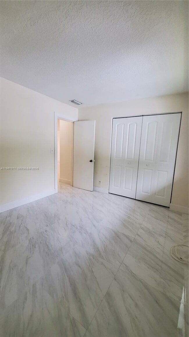 Building Photo - 2638 Taylor St