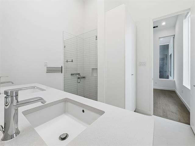 Building Photo - 4814 Manett St