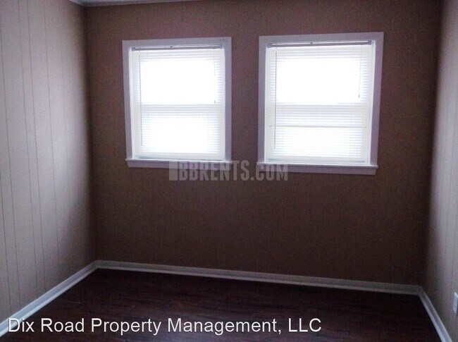 Building Photo - 3 br, 1 bath House - 631 Blackburn Avenue,