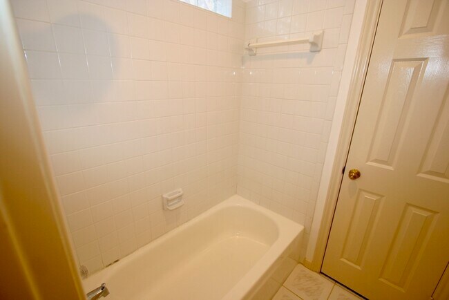 Building Photo - 6706 Prairie Dunes Dr