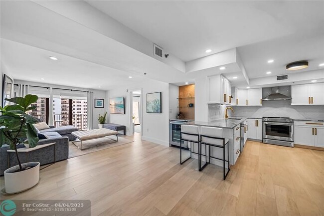 Building Photo - 1201 S Ocean Dr