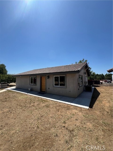 Primary Photo - 10502 Campbell Ave