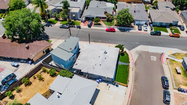 Building Photo - 10 minute walk to SDSU!