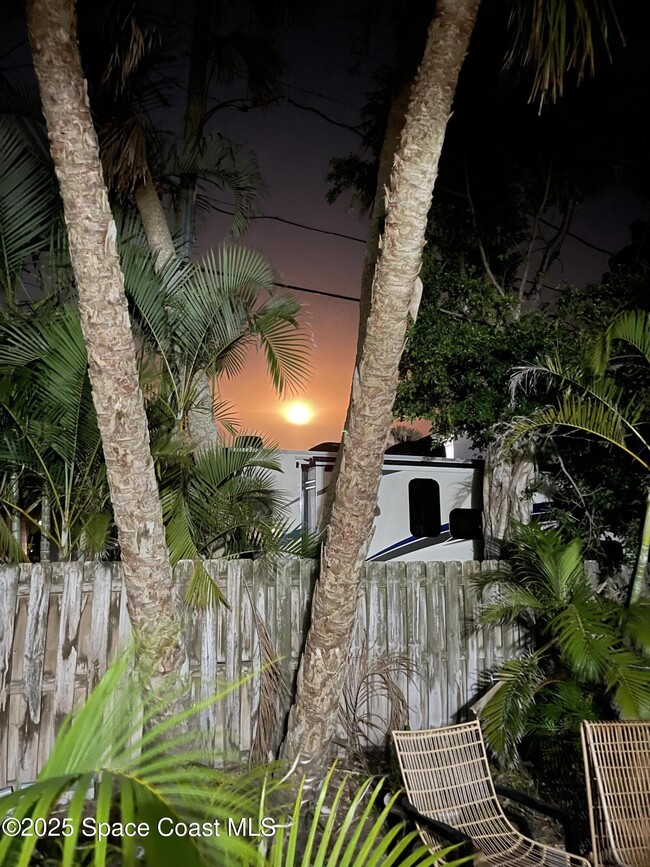 Building Photo - 346 3rd Ave