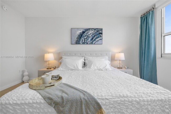 Building Photo - 2080 S Ocean Dr