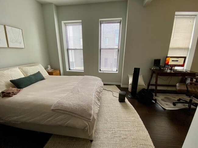 Building Photo - 1657 N Halsted St