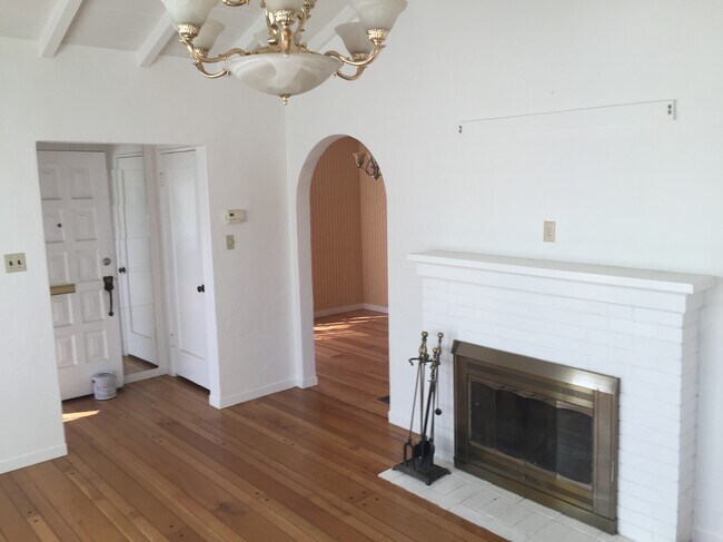 Building Photo - 4438 Steele St