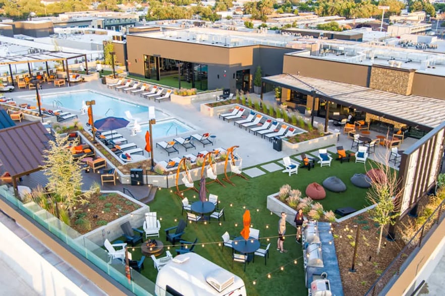 Building Photo - 2060 Experience Ave