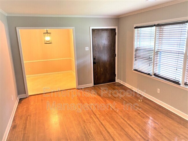 Building Photo - 1623 Delmont Rd