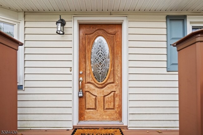 Building Photo - 90 Ford Rd