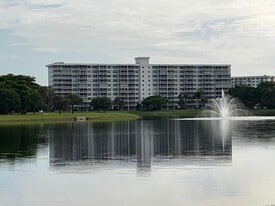 Building Photo - 2900 N Course Dr