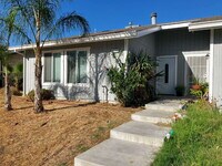 Building Photo - Charming 2-Bed, 2-Bath Duplex Retreat on Denver Avenue – Perfect Merced Living!