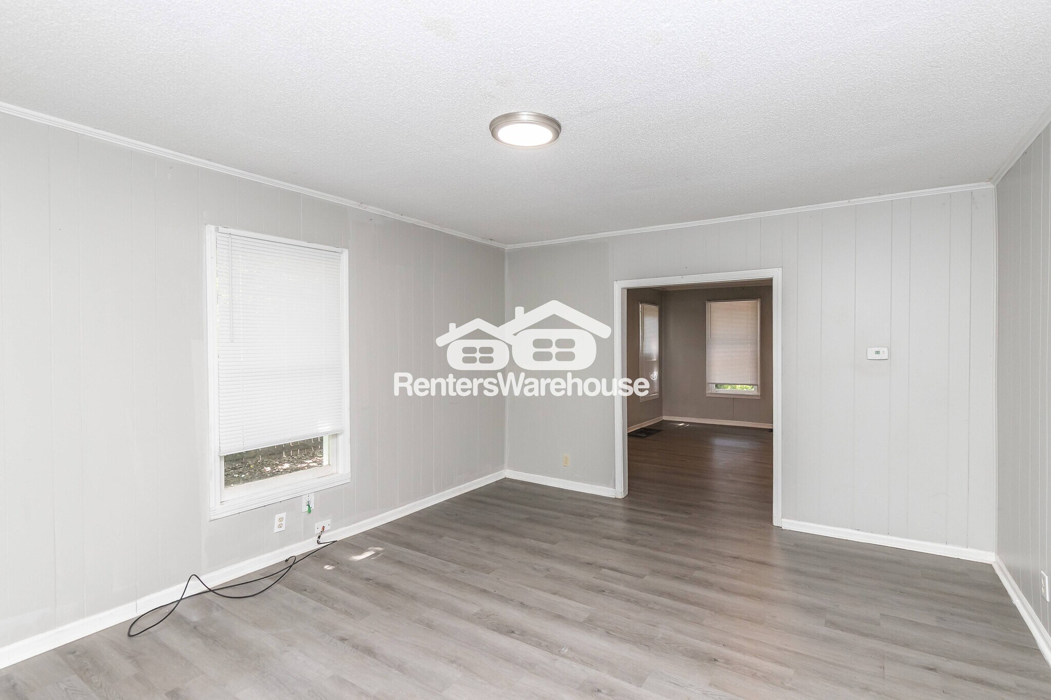 Building Photo - 808 S Grand Ave