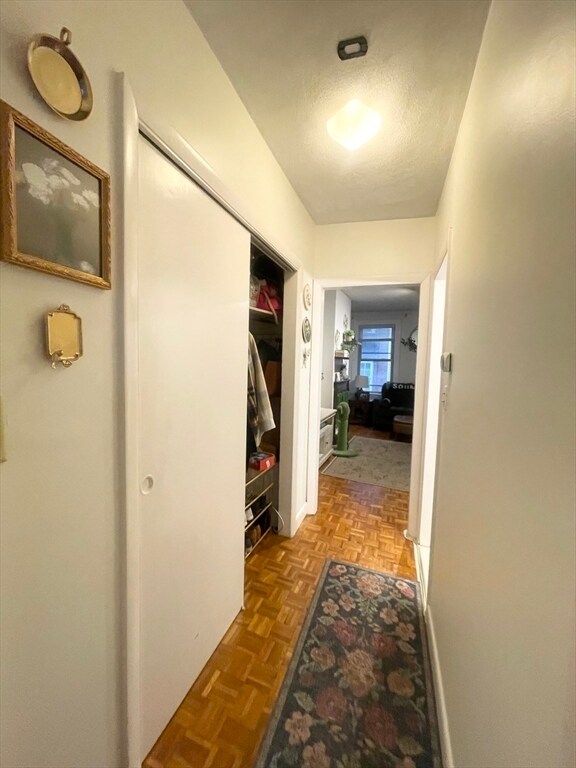 Building Photo - 59 W Cedar St