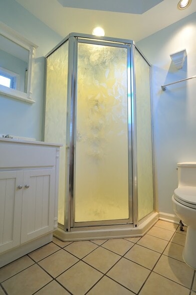 1st floor bathr - 432 Ferdinand Ave