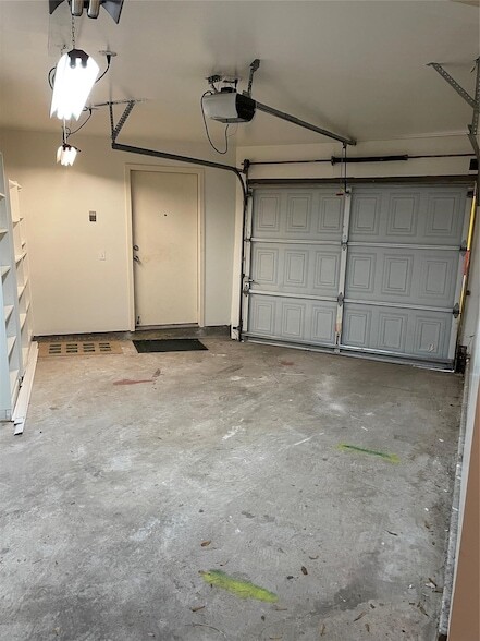 Building Photo - 1717 Missouri St