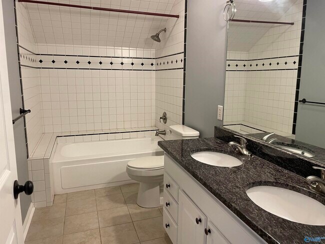 Building Photo - 108 Suffolk Dr