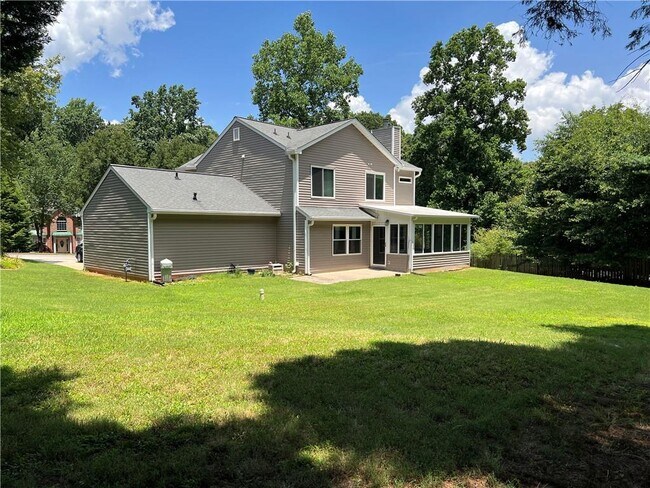 Building Photo - 6535 Glen Pond Trce
