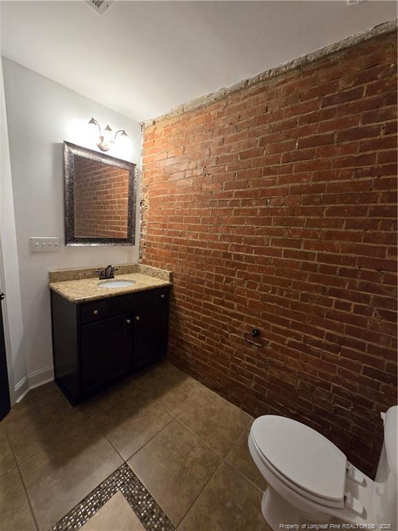 Building Photo - 214 Hay St