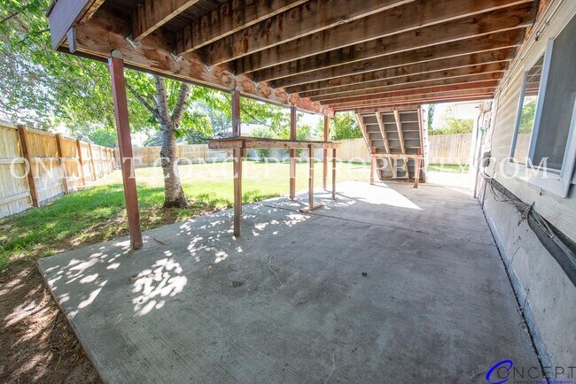 Building Photo - 3733 S 5080 W