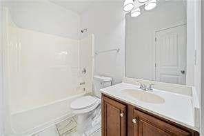 Building Photo - 15 Creekwater Dr