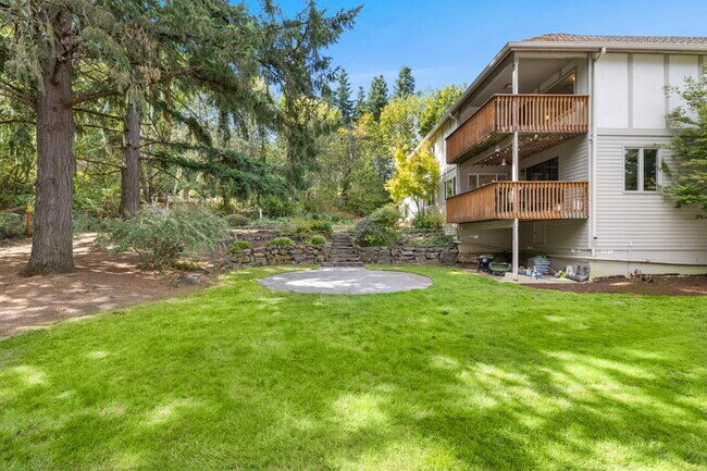 Building Photo - 7874 SW Bayberry Dr