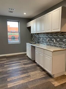 Building Photo - 2022 Wrights Way