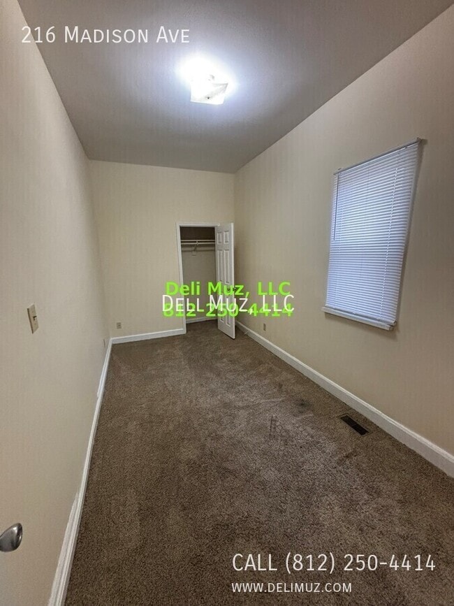 Building Photo - 216 Madison Ave