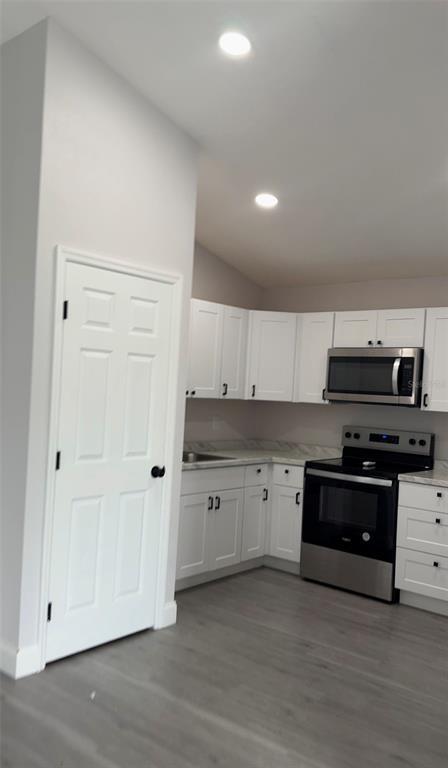 Building Photo - 2410 Hatton Chase Ln