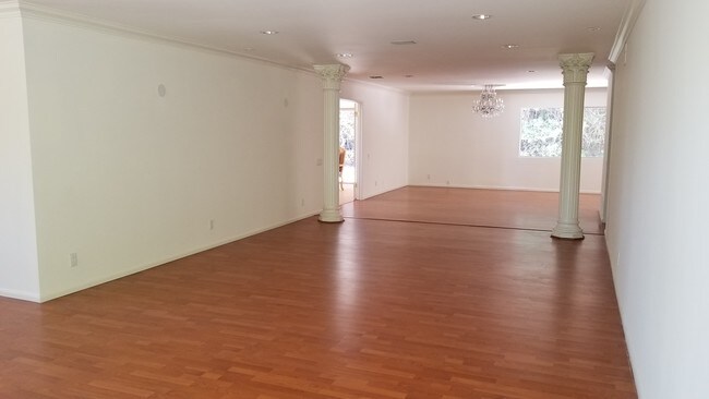 Living Room - 9031 Alto Cedro Dr