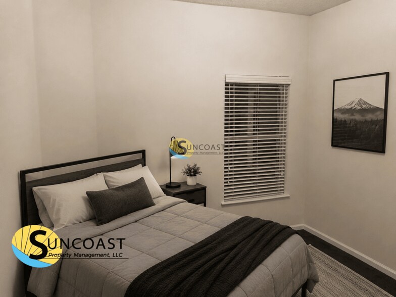 Building Photo - 6985 Ortega Woods Dr
